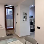 Framandre's House * Nápoly