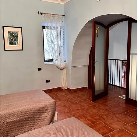 Daire Framandre's House