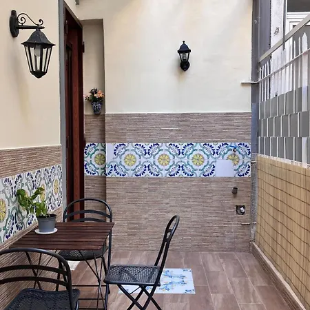 Daire Framandre's House *